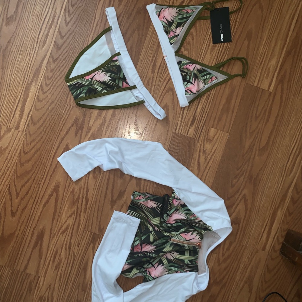 Bikini set - Picture 5 of 7